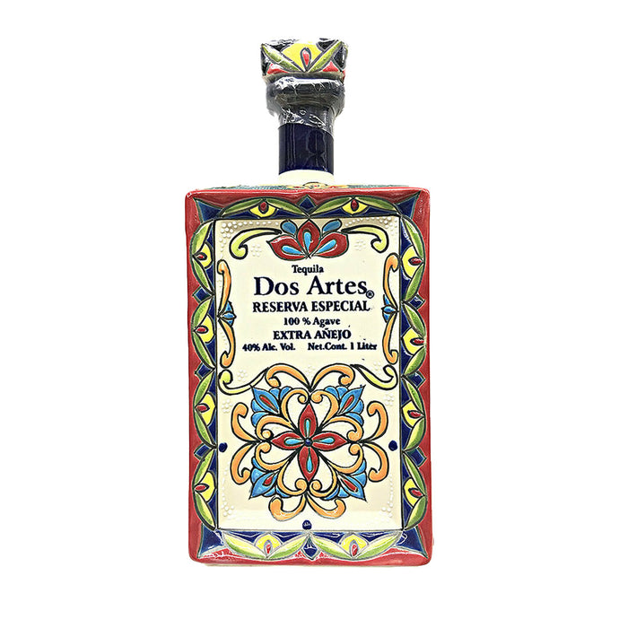 Dos Artes Reserva Especial Extra Anejo Ceremic Hand Painted Limited Edition